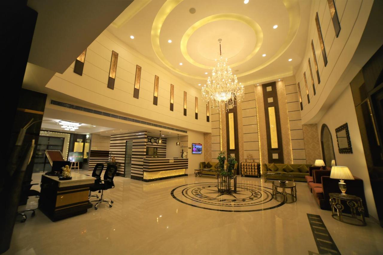Hotel Imperia Suites Jalandhar Exterior foto